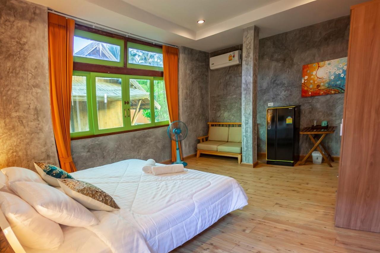Tonmai Suites Koh Lanta Ngoại thất bức ảnh